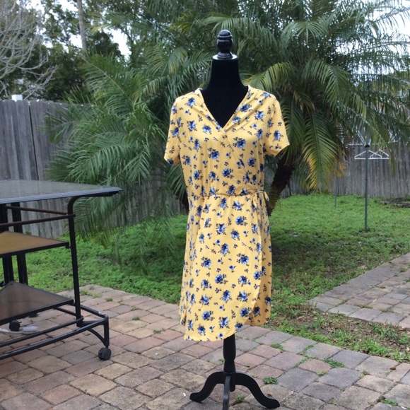 Xhilaration Dresses & Skirts - Dress